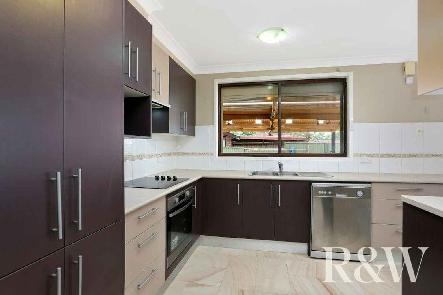 43 Timesweep Drive St Clair