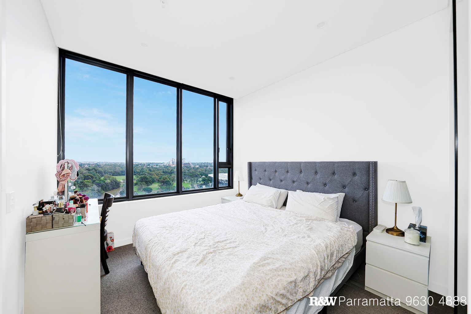 1905/12 Phillip Street Parramatta