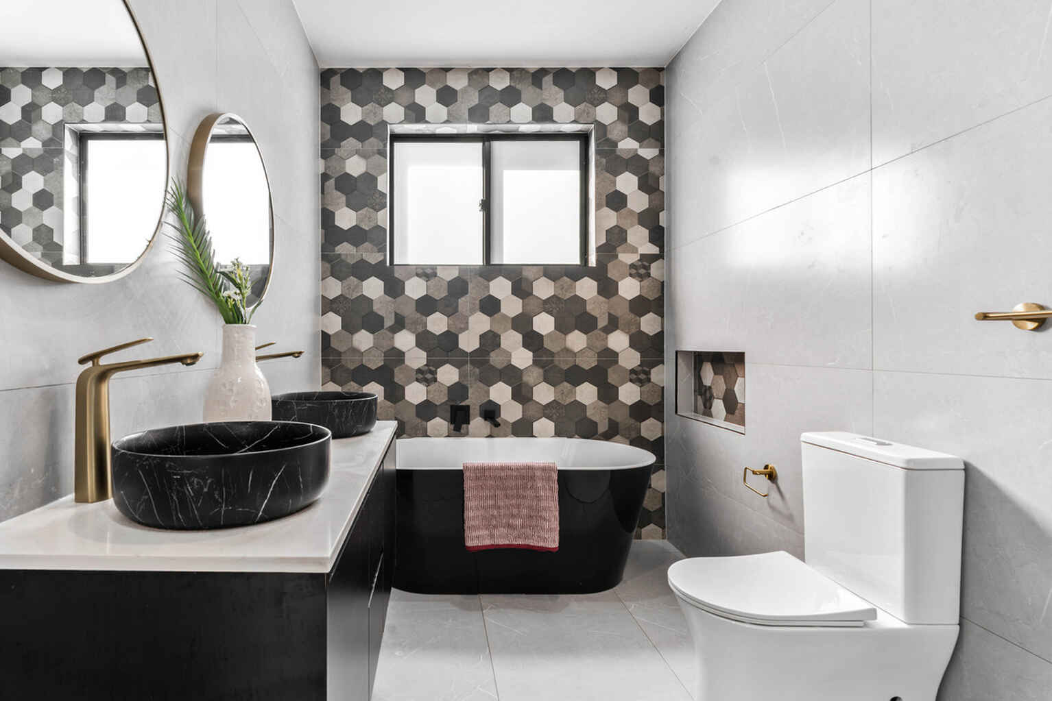 23 Woodgate Parkway Box Hill