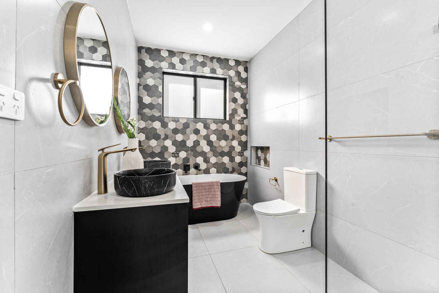 23 Woodgate Parkway Box Hill