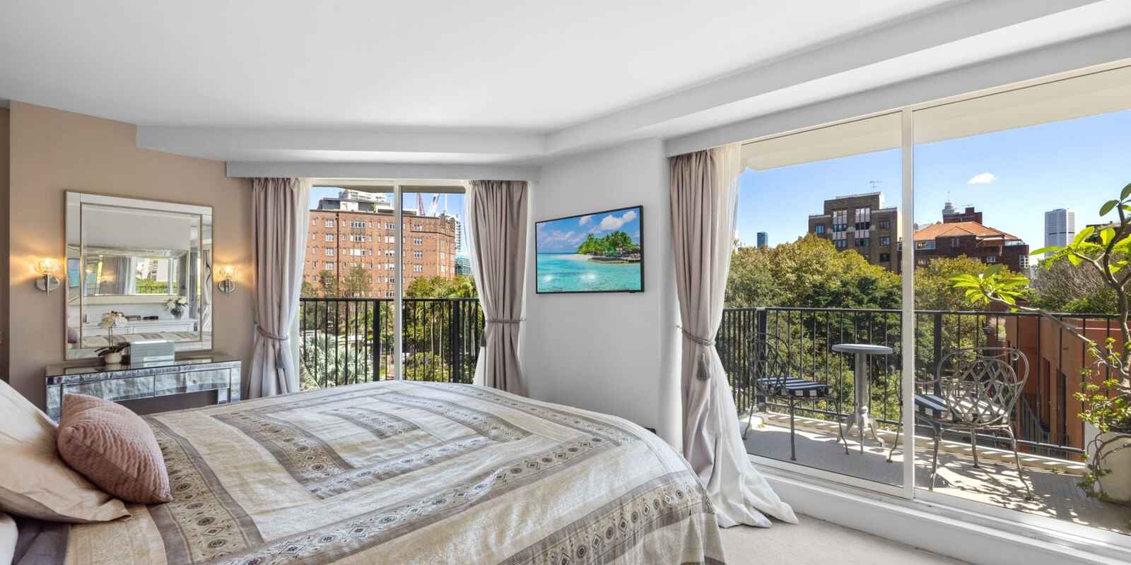 516/2A Elizabeth Bay Road Potts Point 516/2A Elizabeth Bay Road Potts Point