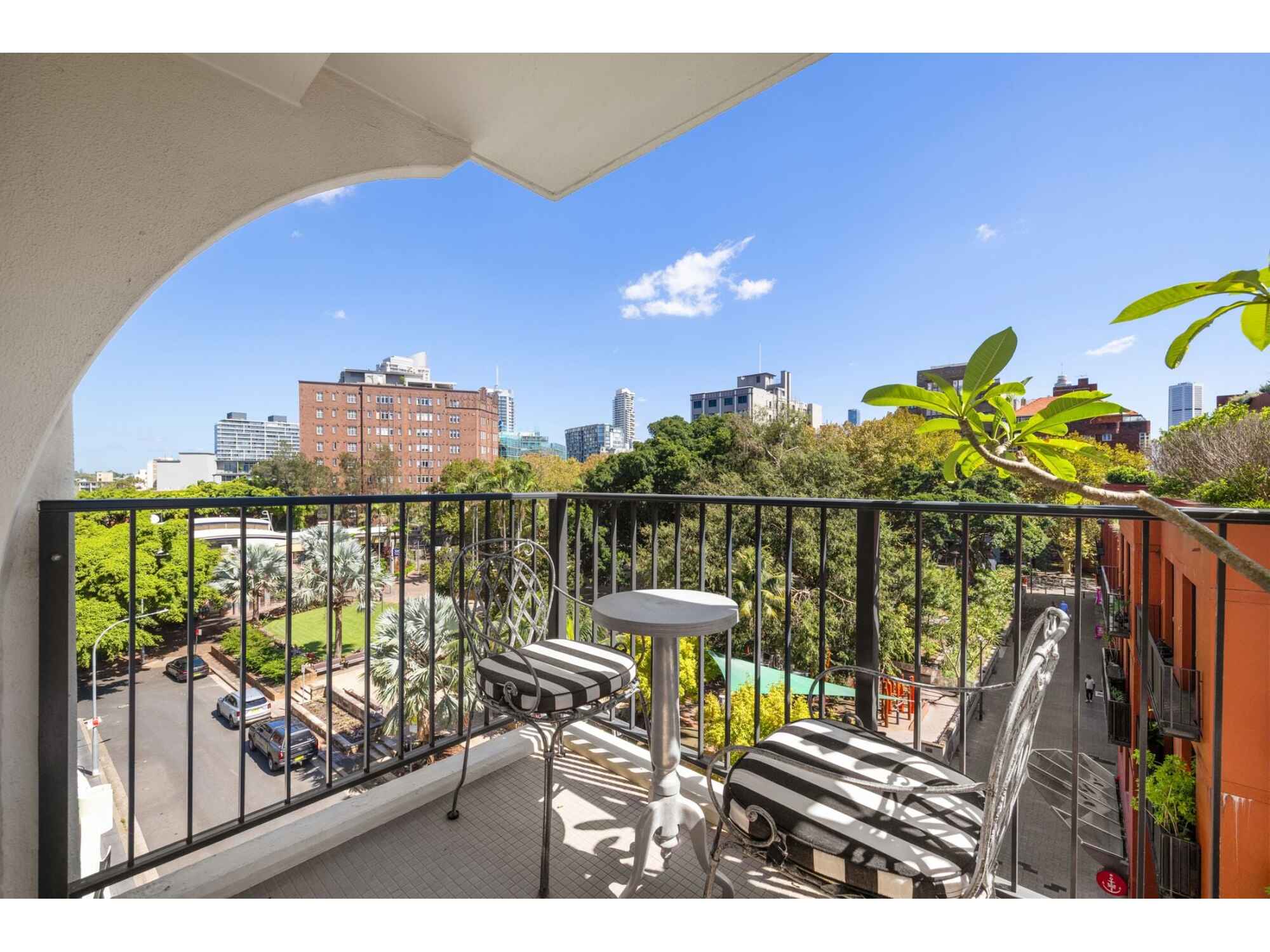 516/2A Elizabeth Bay Road Potts Point 516/2A Elizabeth Bay Road Potts Point