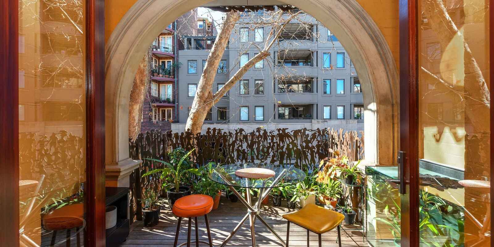 2/57 Macleay Street Potts Point