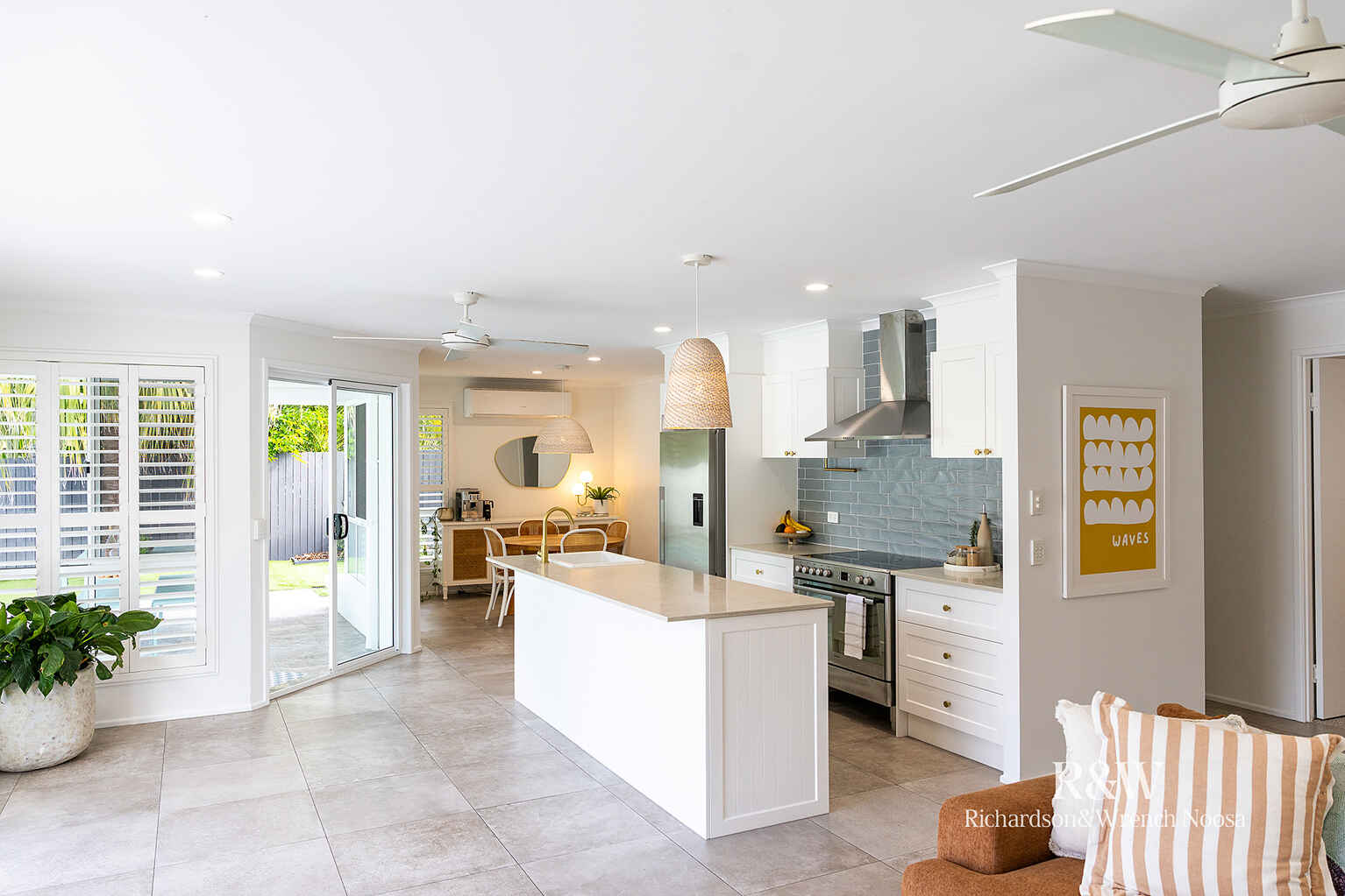 40 Lake Entrance Boulevard Noosaville 40 Lake Entrance Boulevard Noosaville