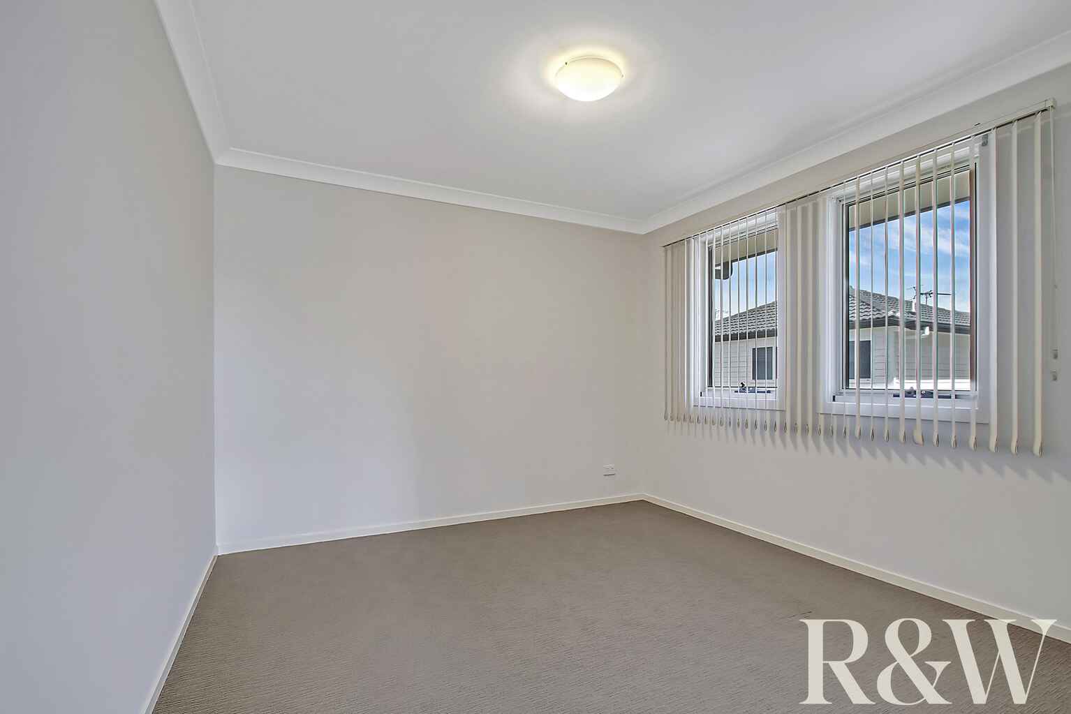 3/21 Sydney Smith Drive Penrith