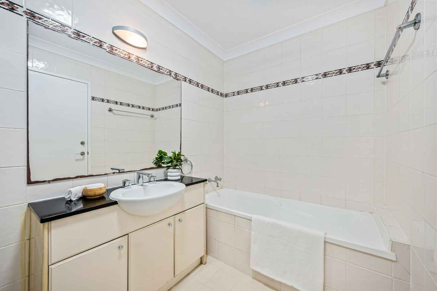 5/1 Bradley Place Liberty Grove