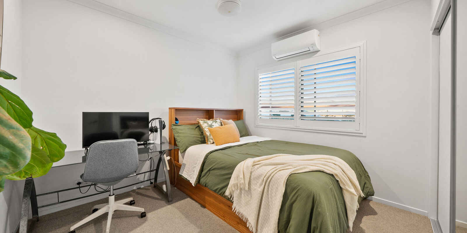77 Adrian Circuit Nirimba