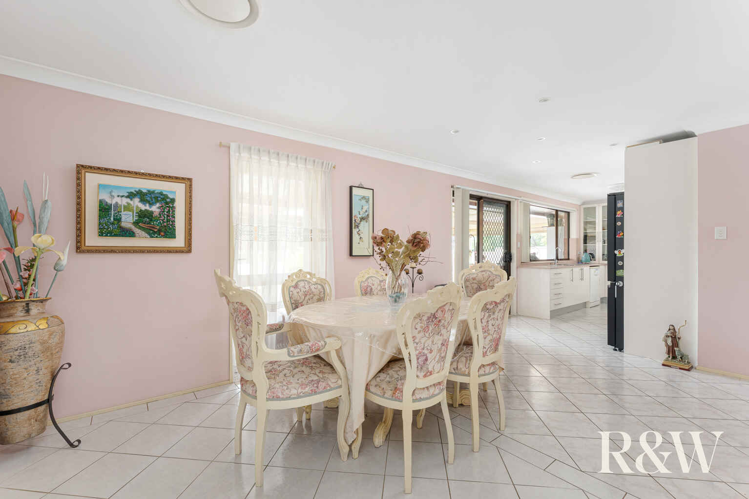 4 Nightmist Grove St Clair