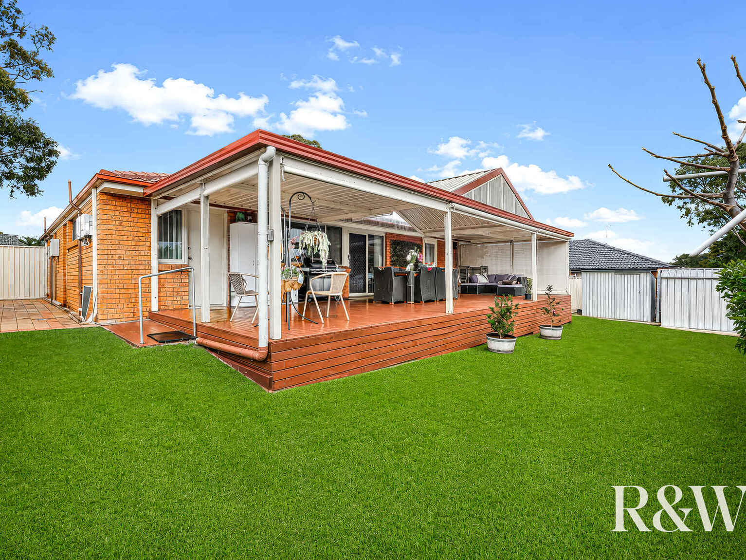 4 Nightmist Grove St Clair