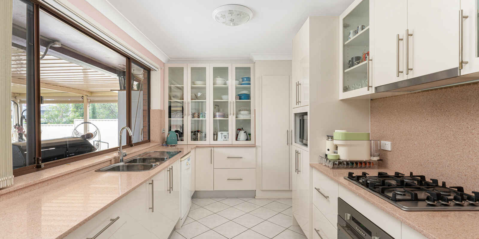4 Nightmist Grove St Clair