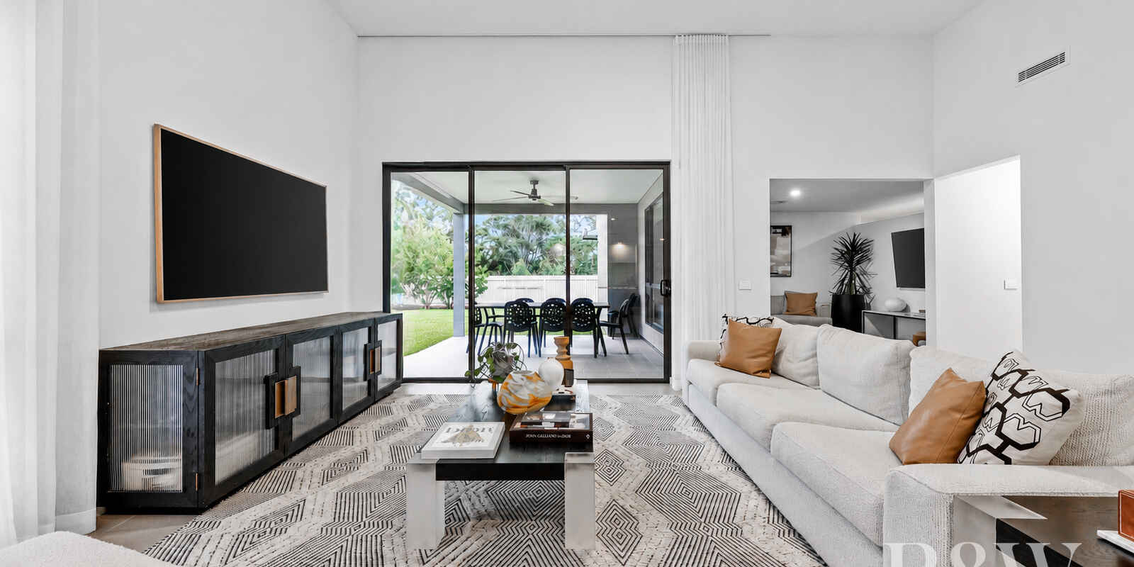 9 Hewitson Court Gledswood Hills 9 Hewitson Court Gledswood Hills