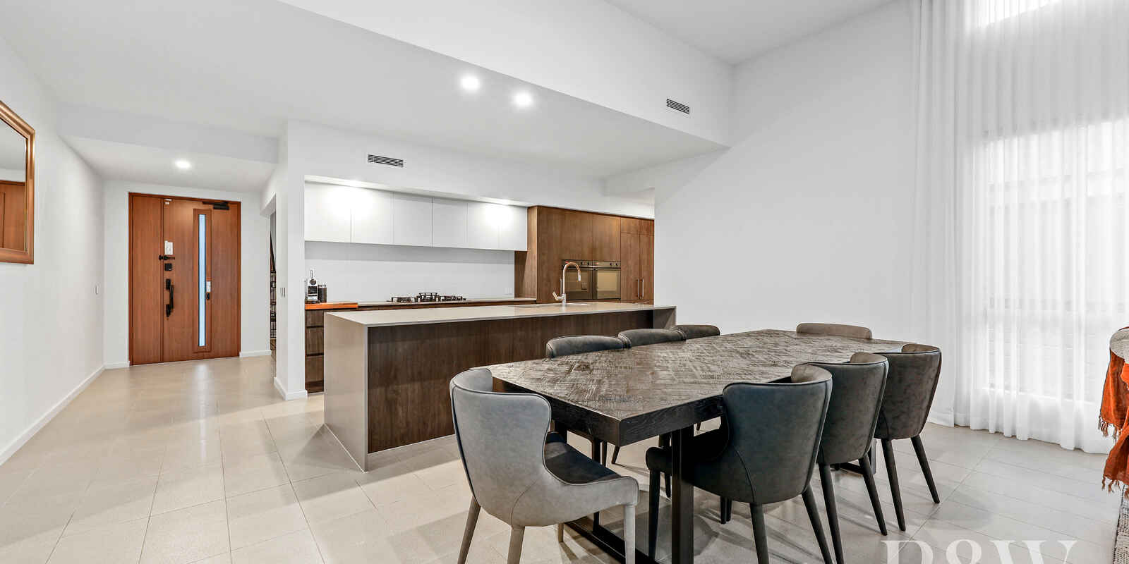 9 Hewitson Court Gledswood Hills 9 Hewitson Court Gledswood Hills