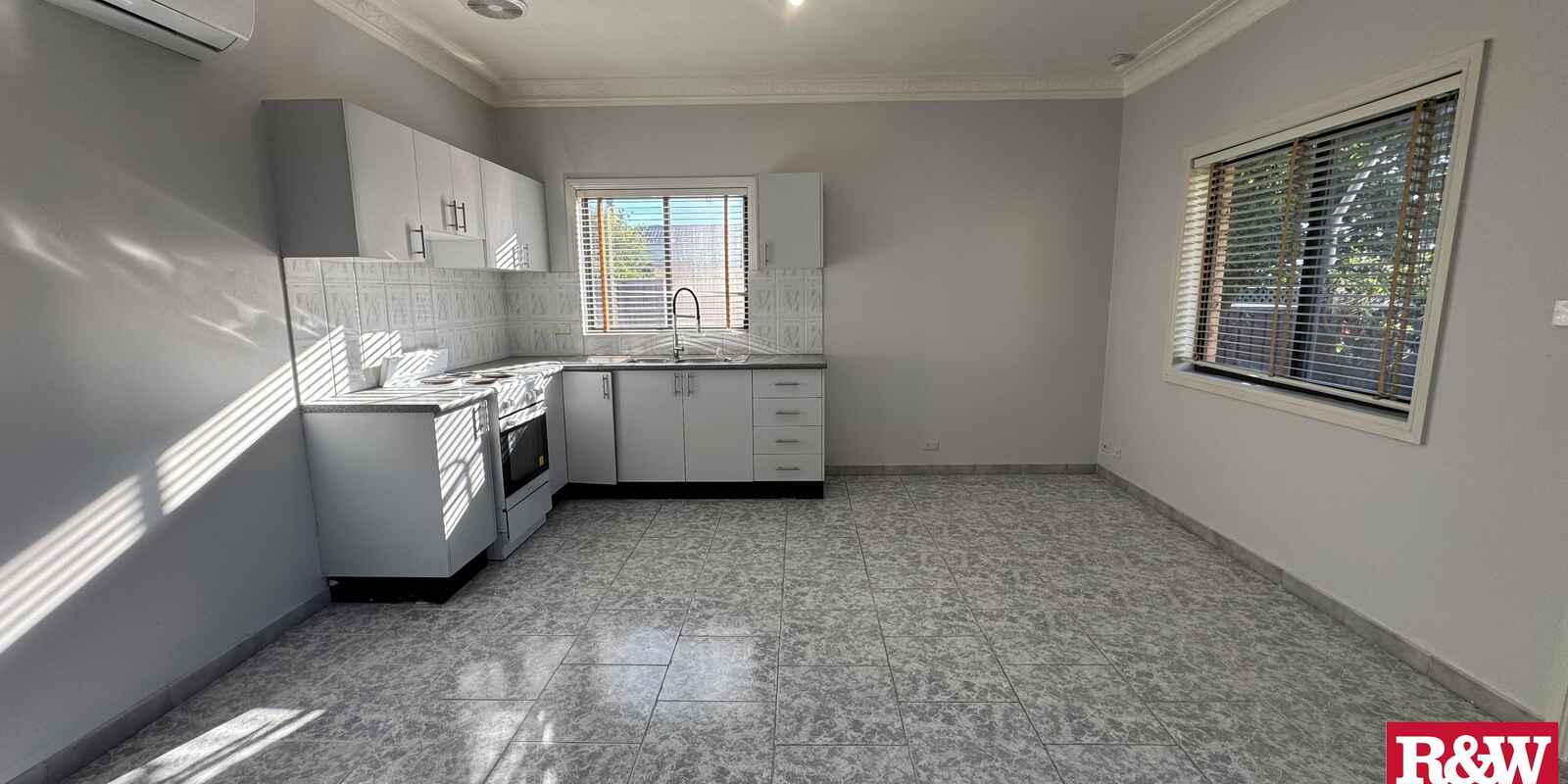 25a Paterson Crescent Fairfield West