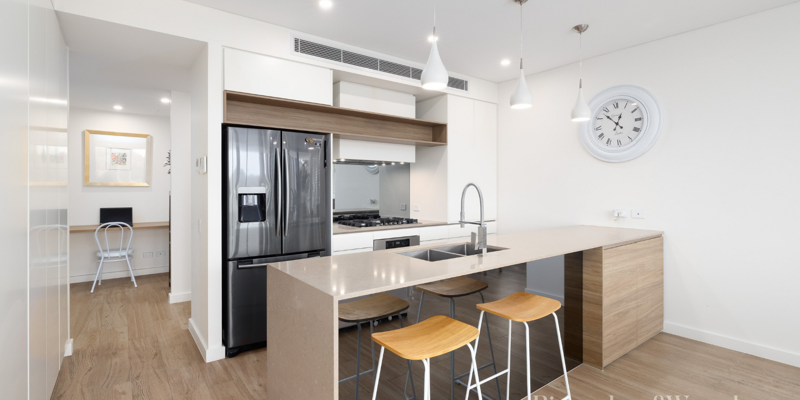 707/8 Kendall Street Gosford