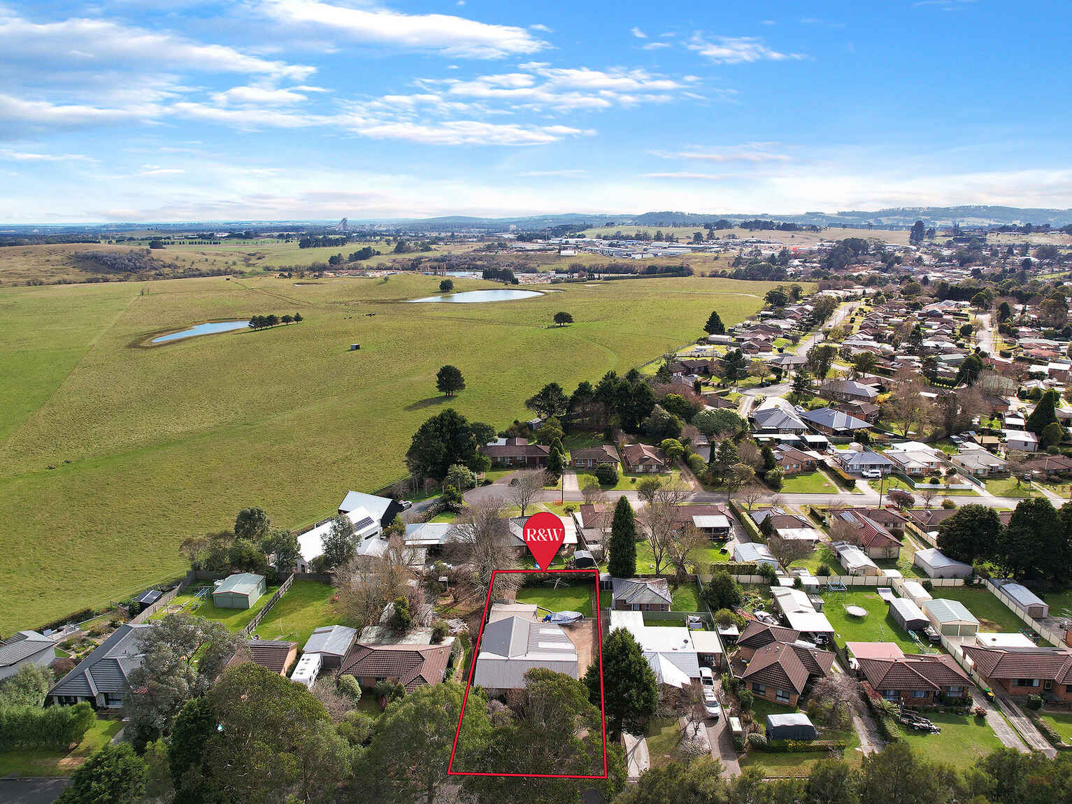 39 Cherry Tree Close Moss Vale