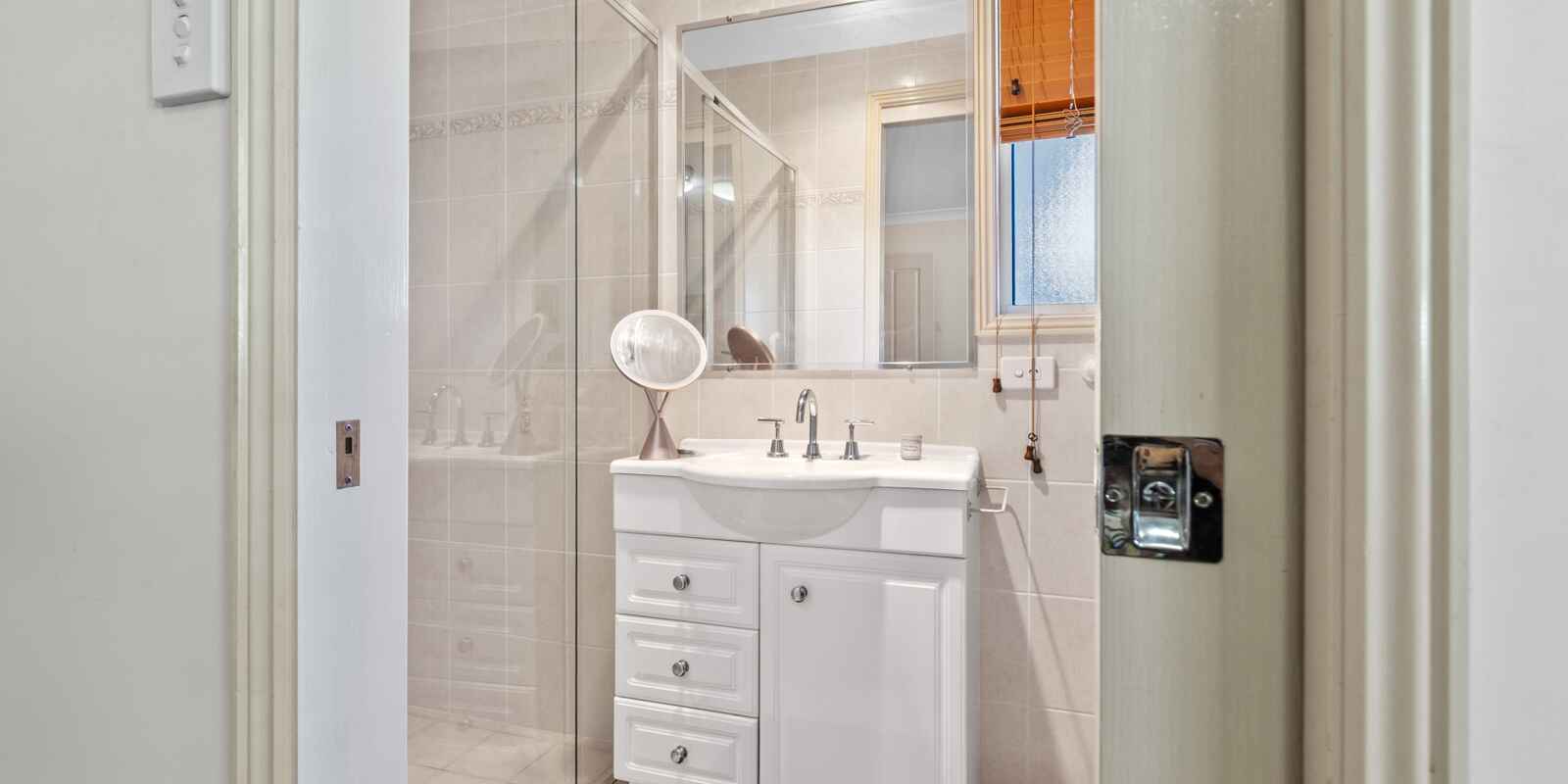 1/164 Blackwall Road Woy Woy