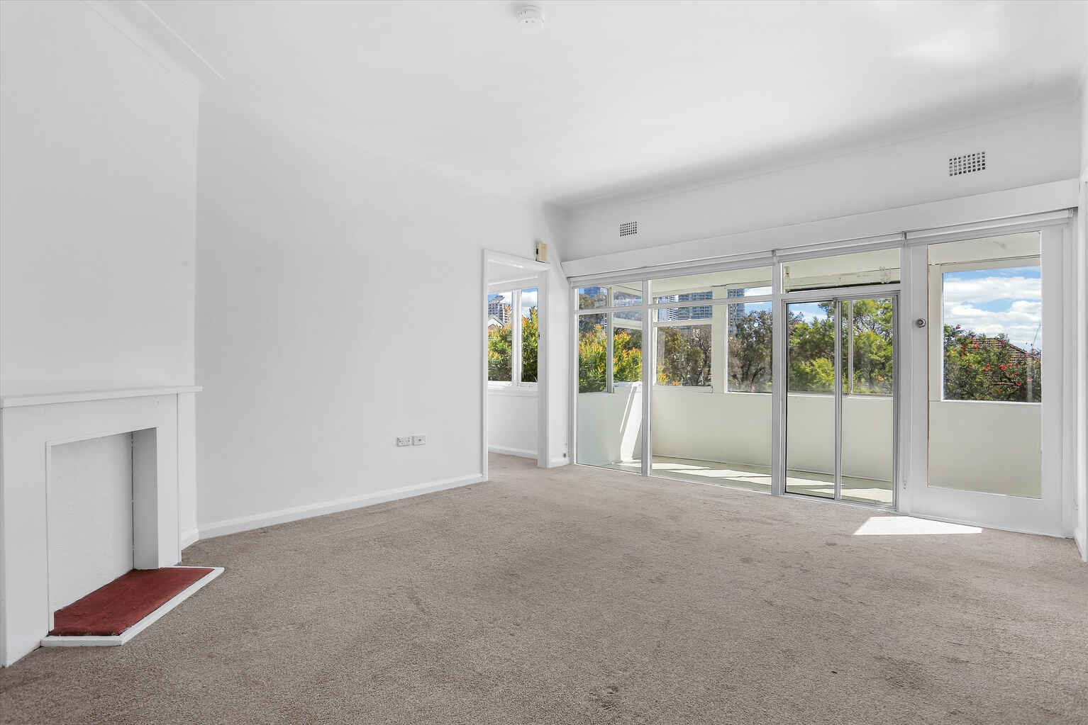 2/11 Nea St Chatswood