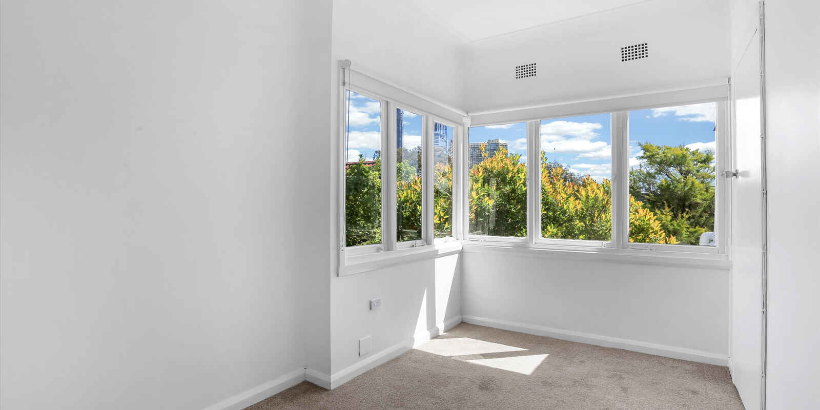 2/11 Nea St Chatswood