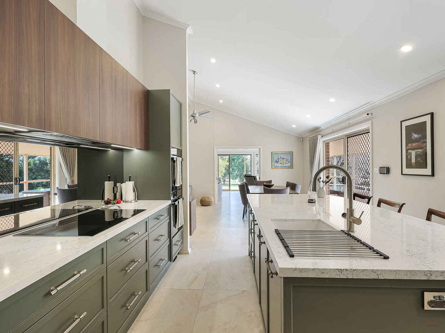 111 Werombi Road Grasmere 111 Werombi Road Grasmere