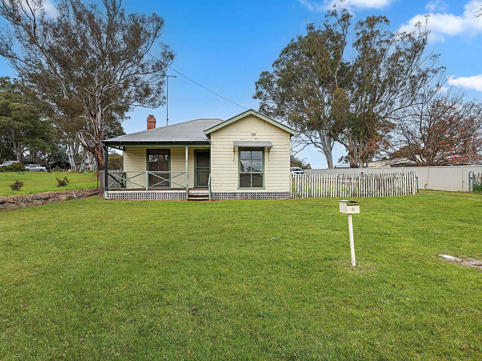 8 Railway Parade Marulan