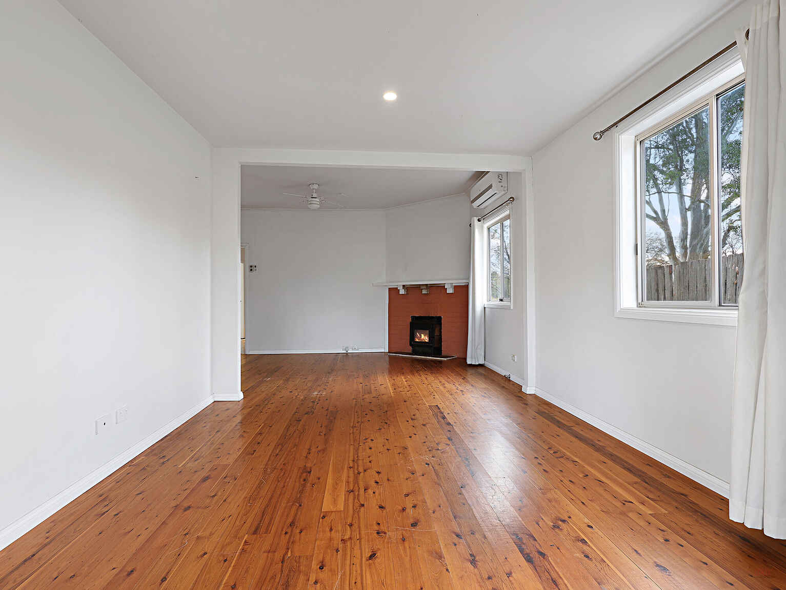 8 Railway Parade Marulan