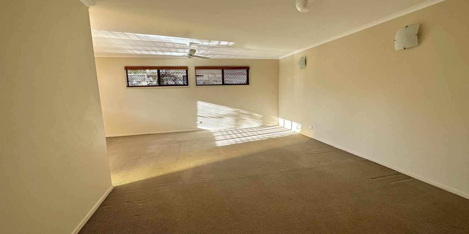 11 Ulmarra Crescent Strathpine