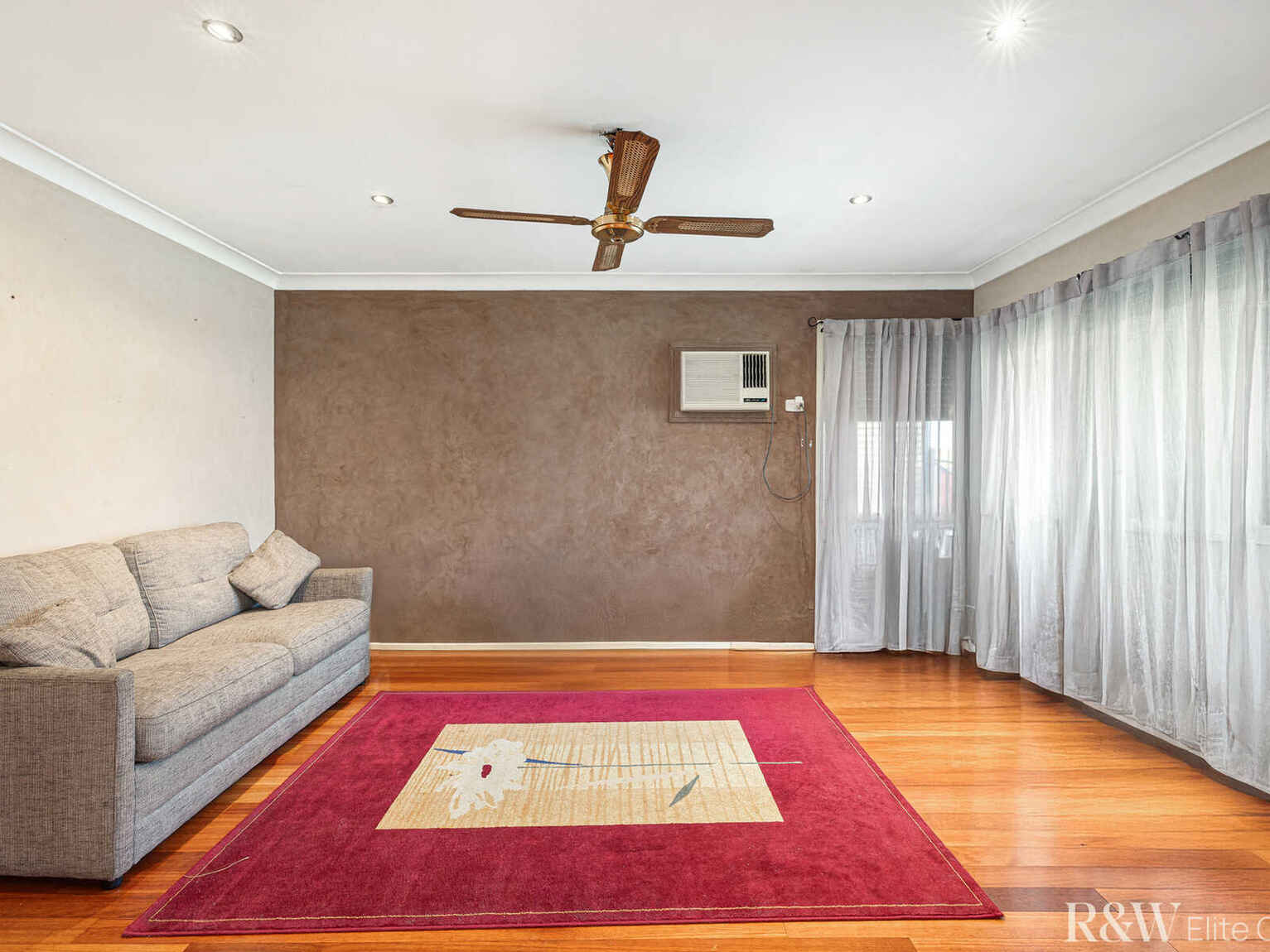 29 Woodview Road Oxley Park 29 Woodview Road Oxley Park