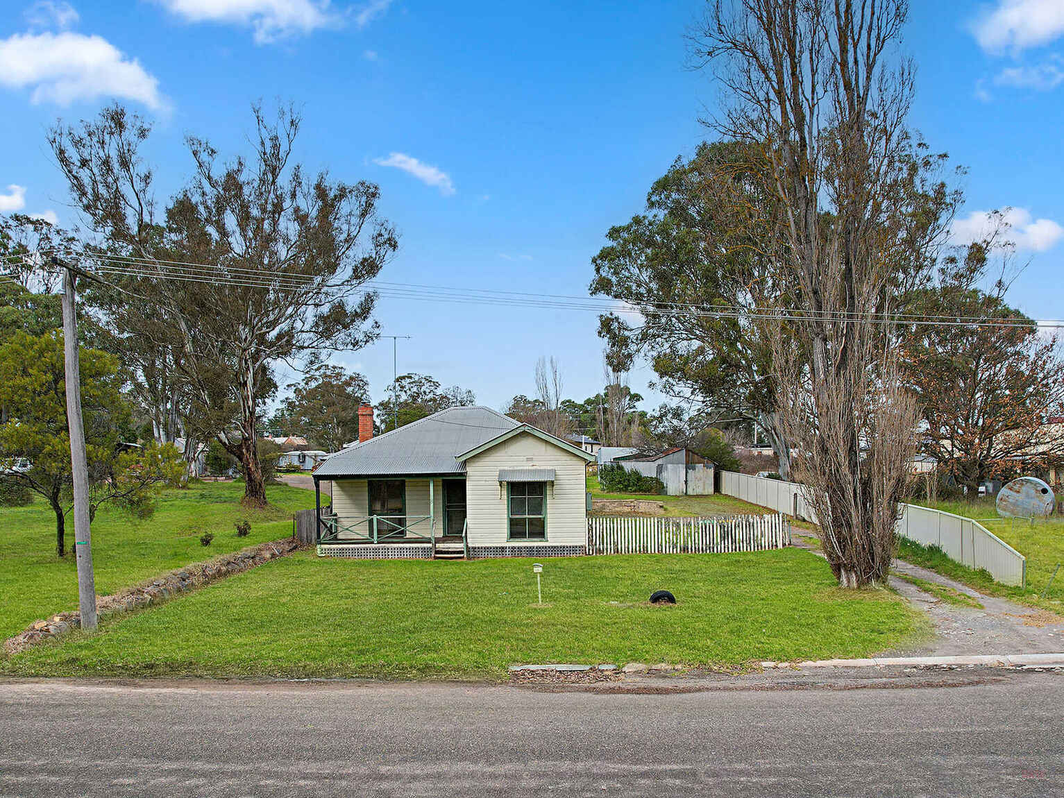 8 Railway Parade Marulan