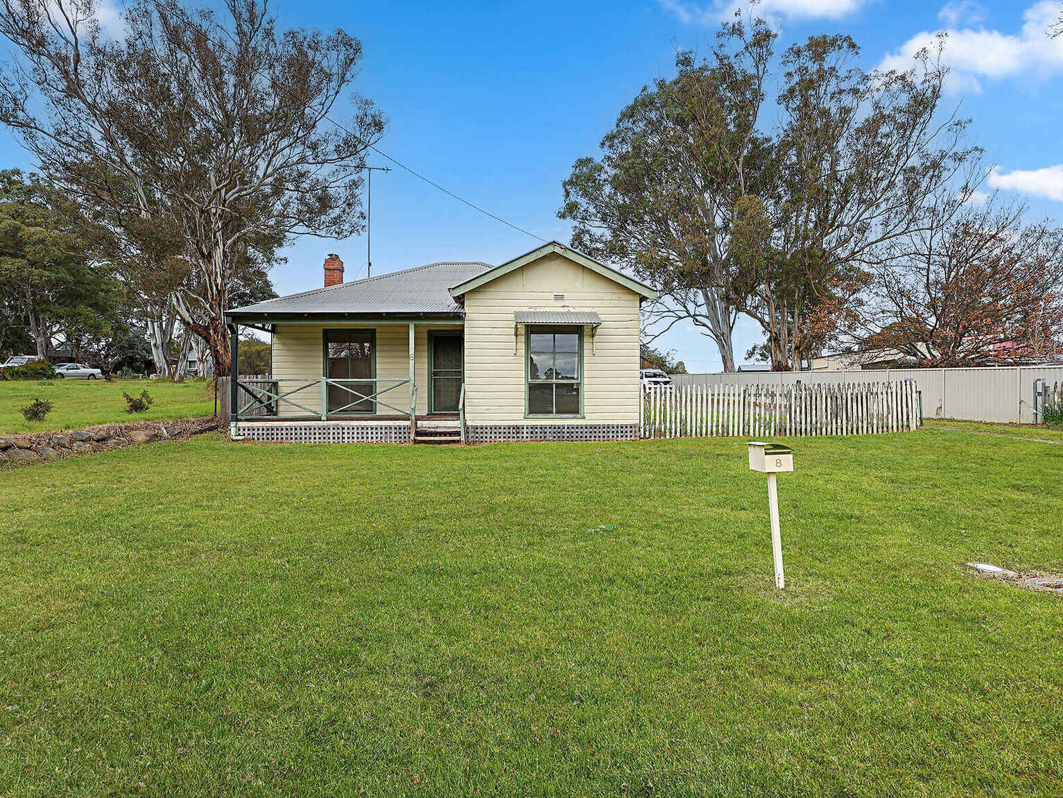 8 Railway Parade Marulan