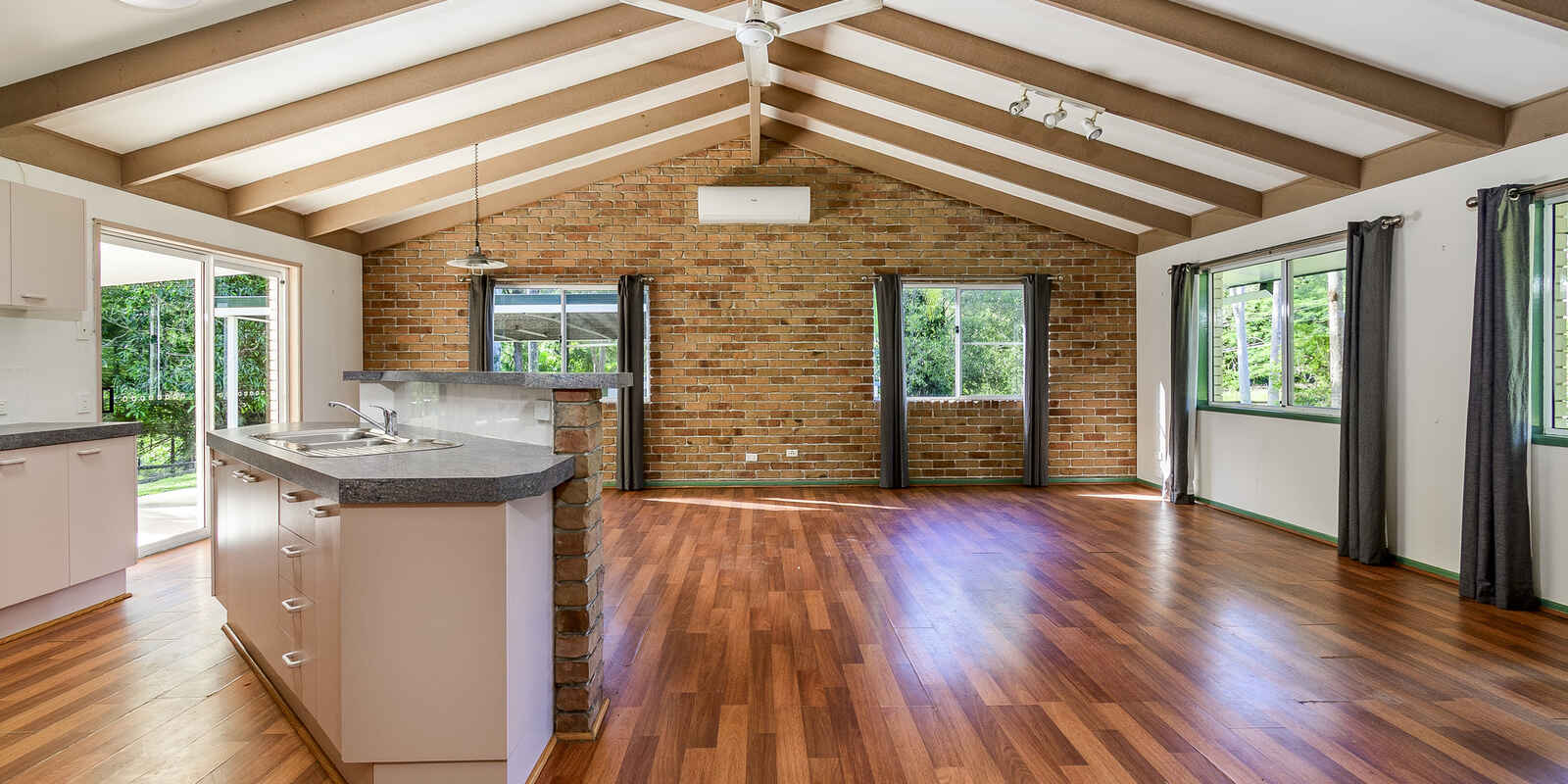 10 Harper Road Bellmere