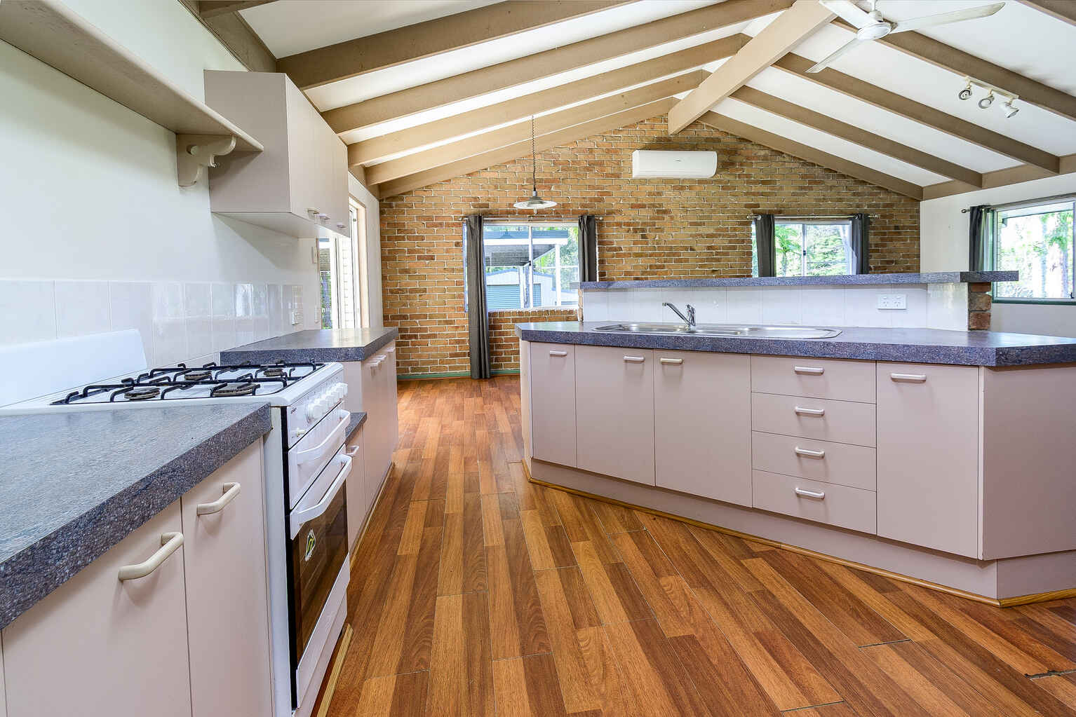 10 Harper Road Bellmere