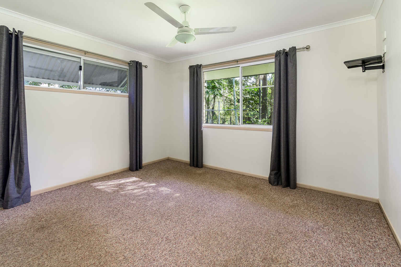 10 Harper Road Bellmere