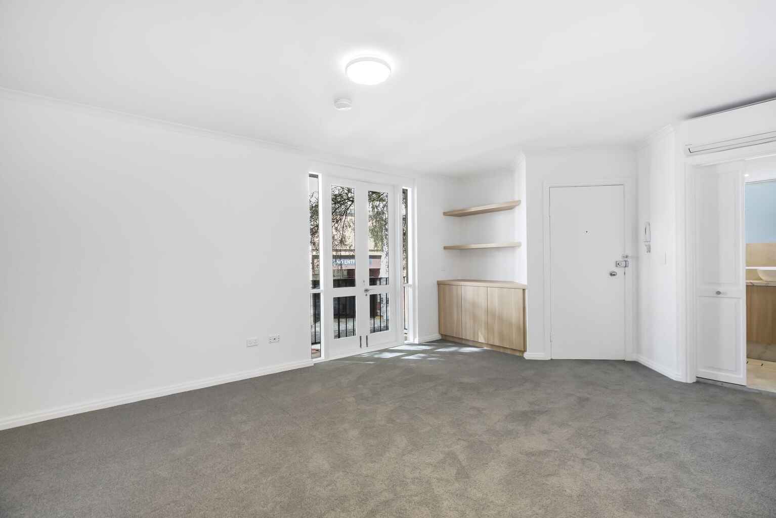 2/1 Robinson Street Woolloomooloo