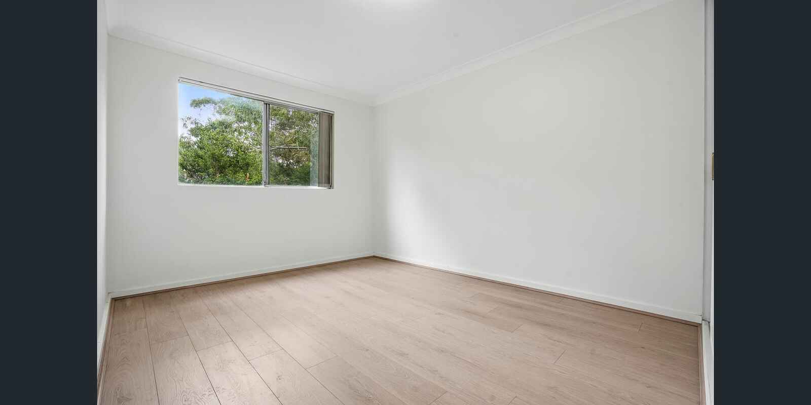 11/18 Crown Street Granville 11/18 Crown Street Granville