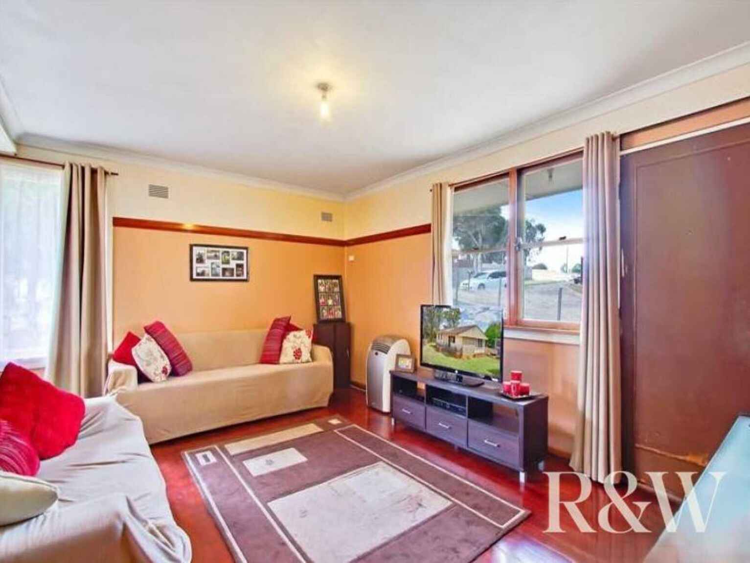64 Lucena Crescent Lethbridge Park