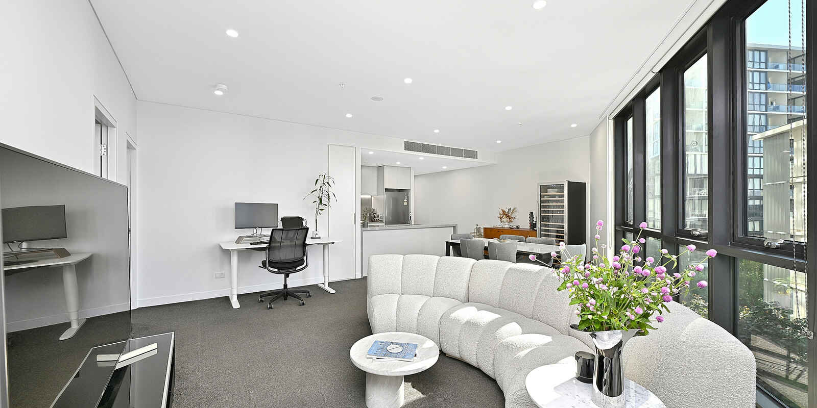 706/9 Brodie Spark Drive Wolli Creek 706/9 Brodie Spark Drive Wolli Creek