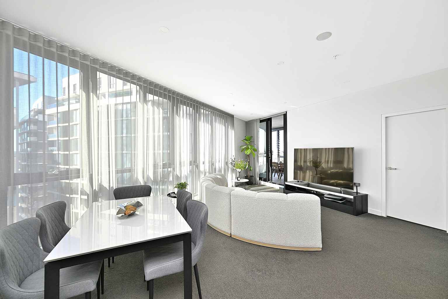 706/9 Brodie Spark Drive Wolli Creek 706/9 Brodie Spark Drive Wolli Creek