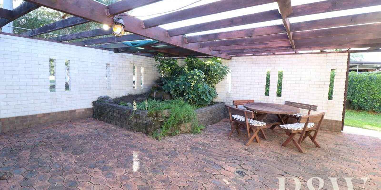 17 Moore Street St Clair