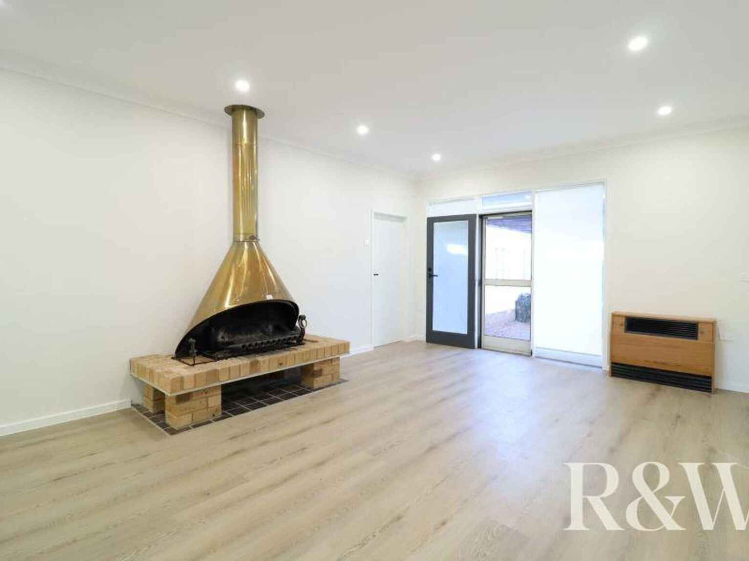 17 Moore Street St Clair