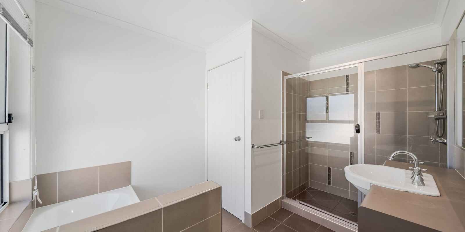 24 Tolkien Place Coolum Beach 24 Tolkien Place Coolum Beach