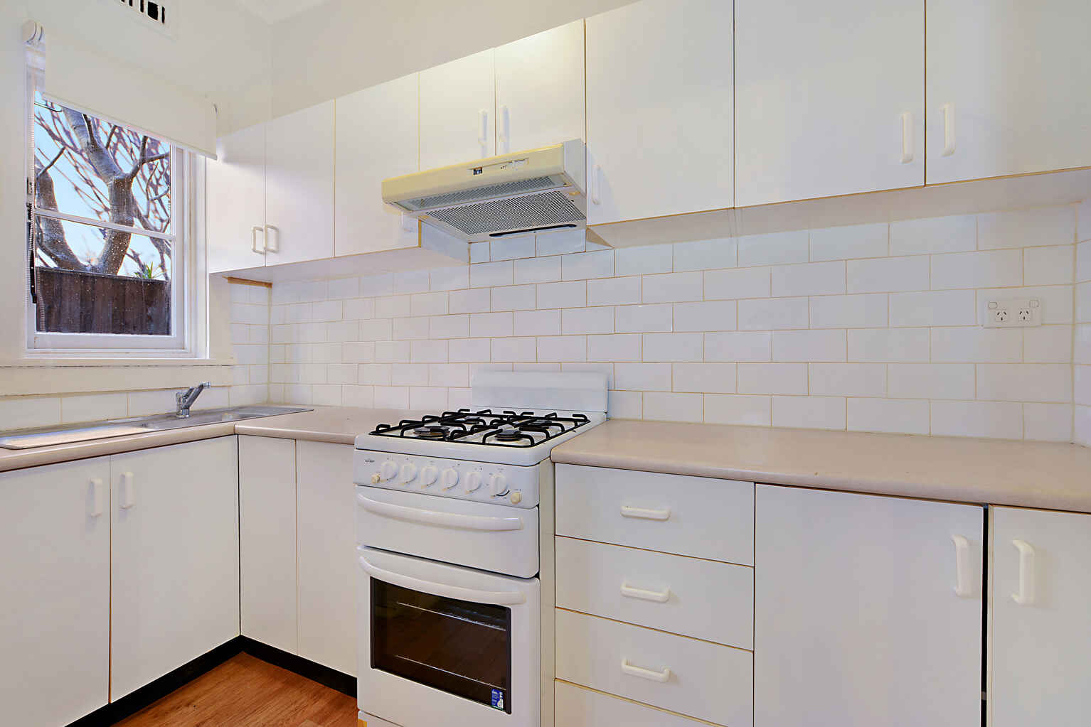 2/79 Oakley Road North Bondi