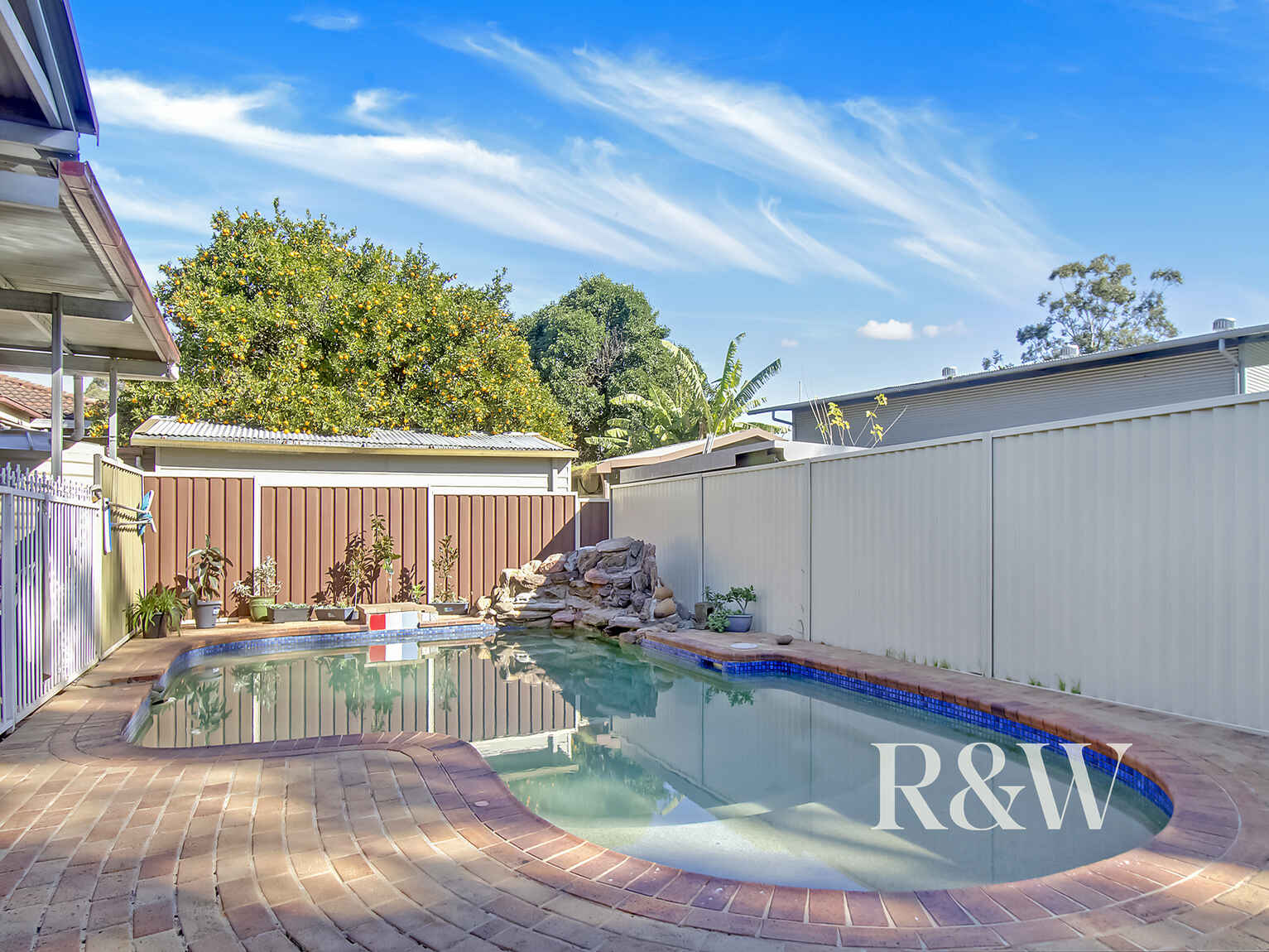 5 White Place Rooty Hill