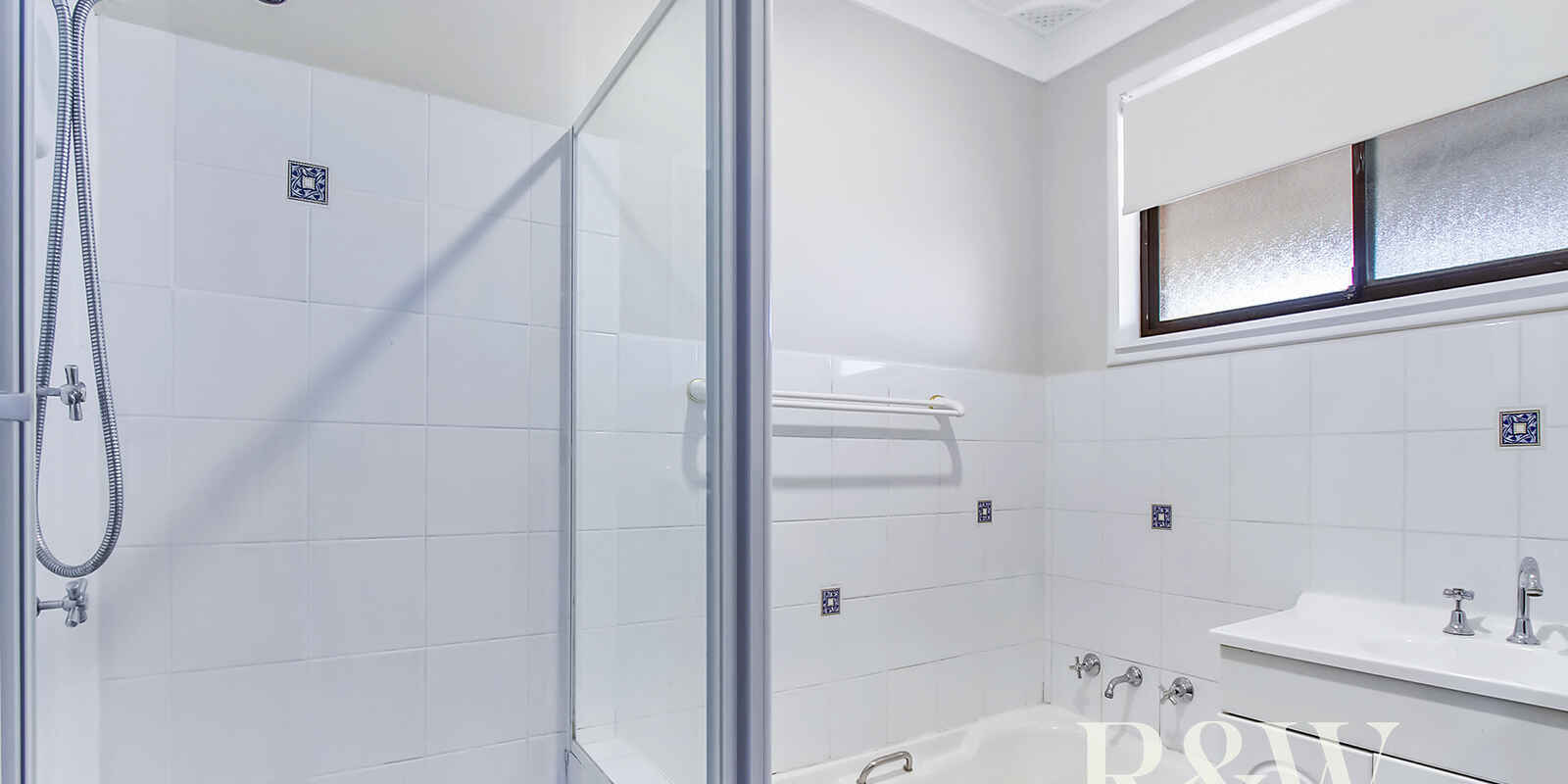 5 White Place Rooty Hill
