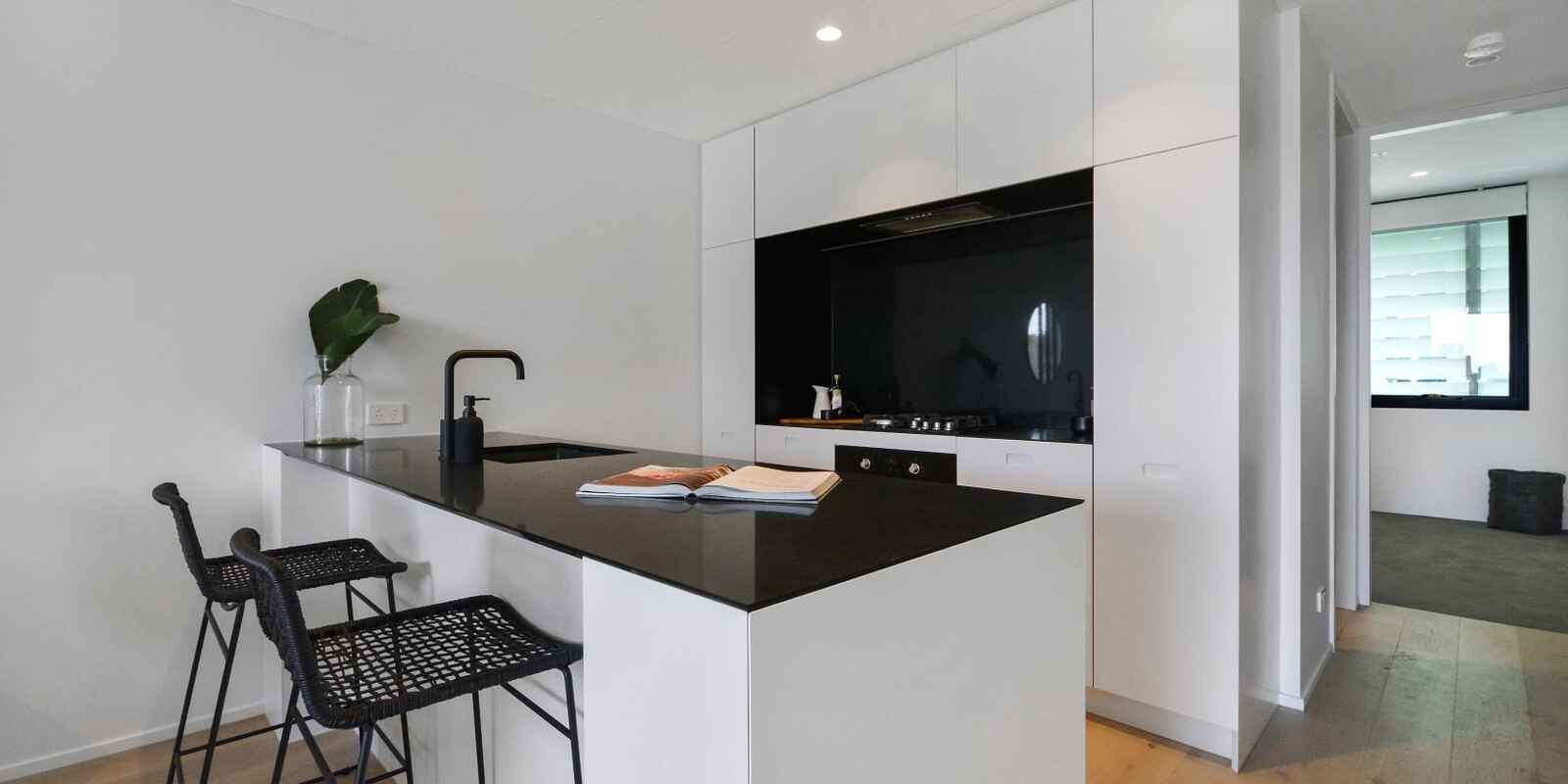 1103/32-42 Spring Street Bondi Junction