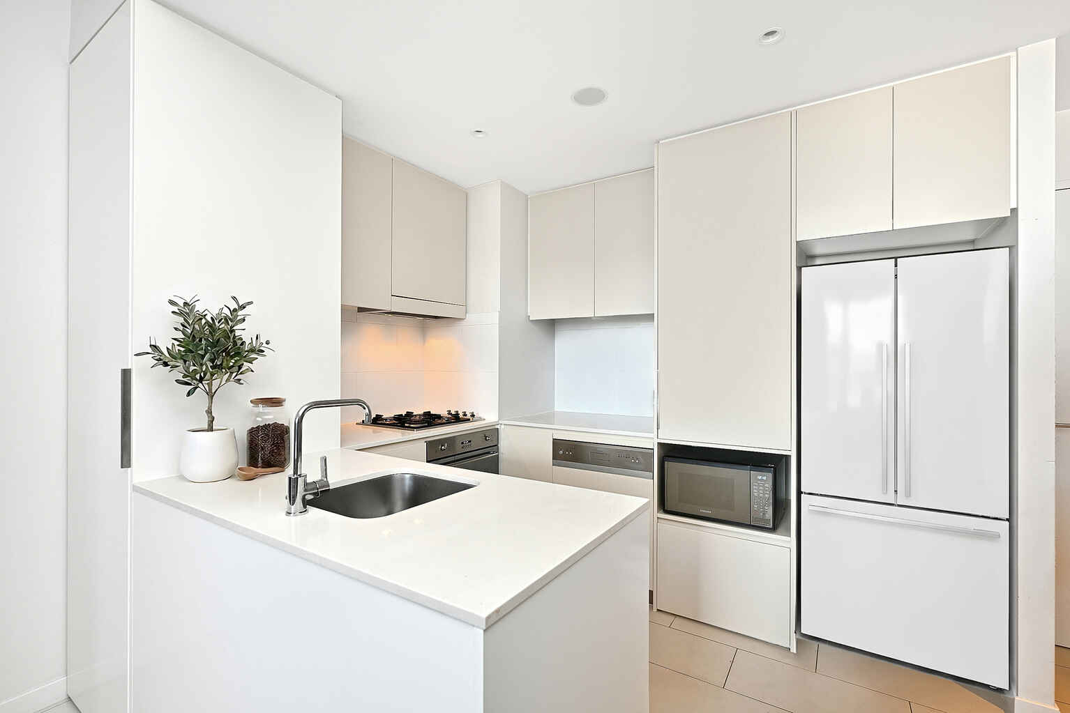 606/1 Brodie Spark Drive Wolli Creek