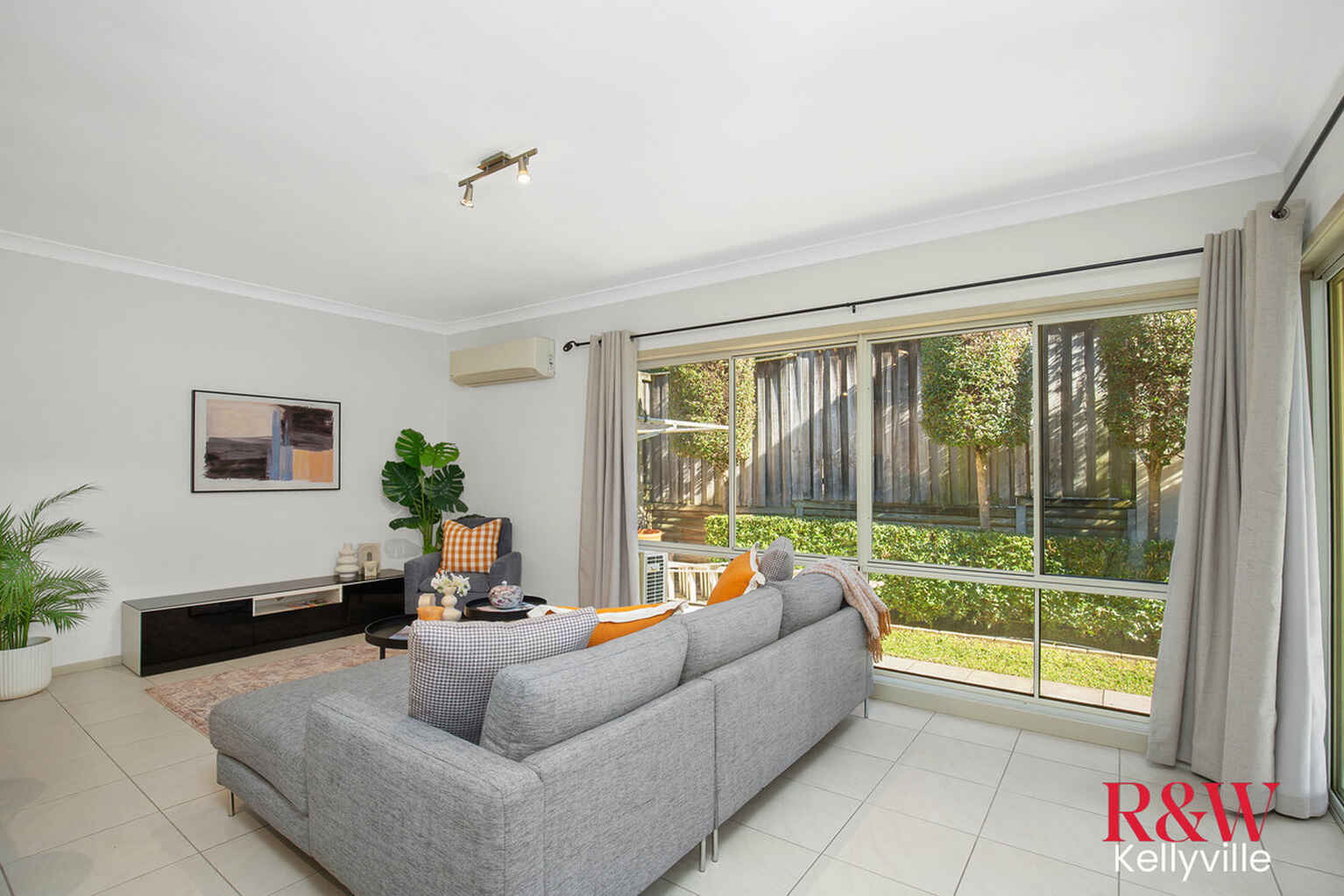 24 Seaford Circuit Kellyville Ridge 24 Seaford Circuit Kellyville Ridge
