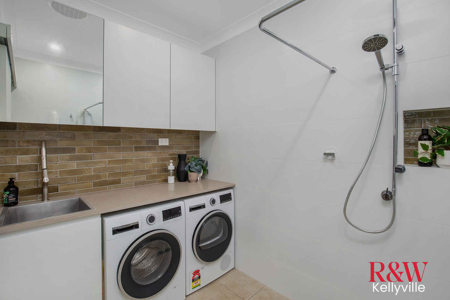 24 Seaford Circuit Kellyville Ridge 24 Seaford Circuit Kellyville Ridge