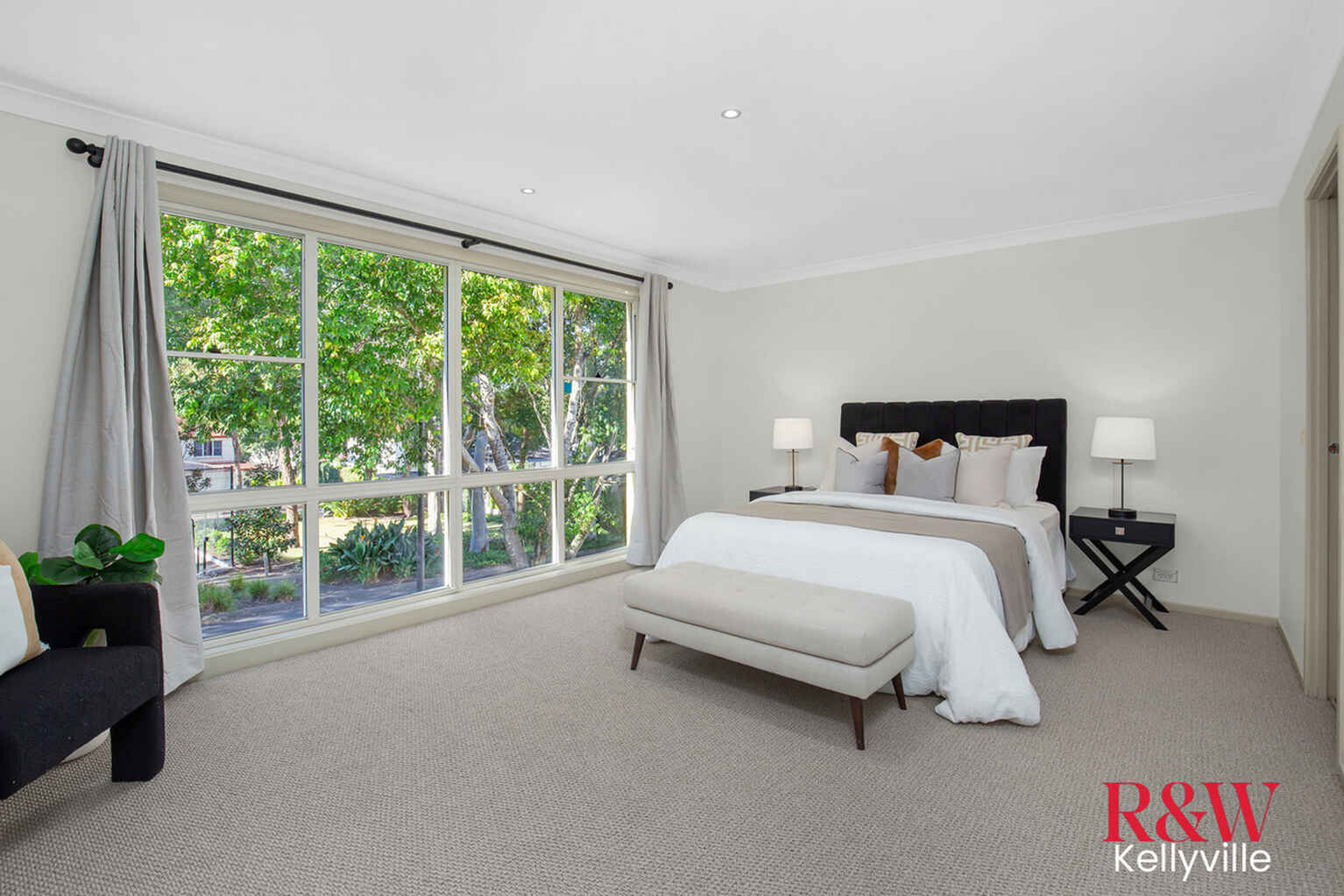 24 Seaford Circuit Kellyville Ridge 24 Seaford Circuit Kellyville Ridge