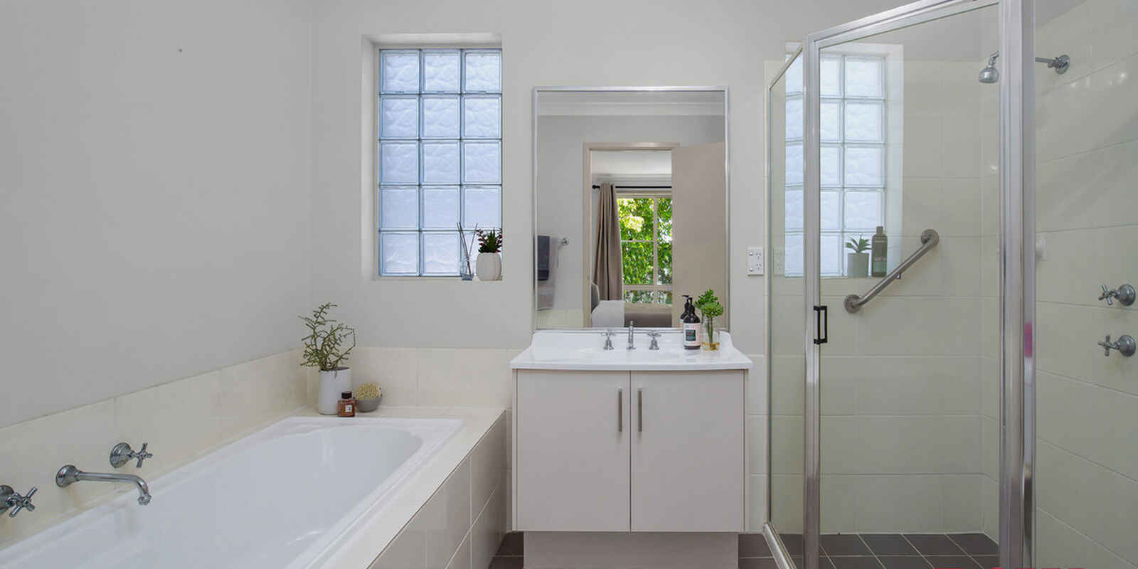 24 Seaford Circuit Kellyville Ridge 24 Seaford Circuit Kellyville Ridge