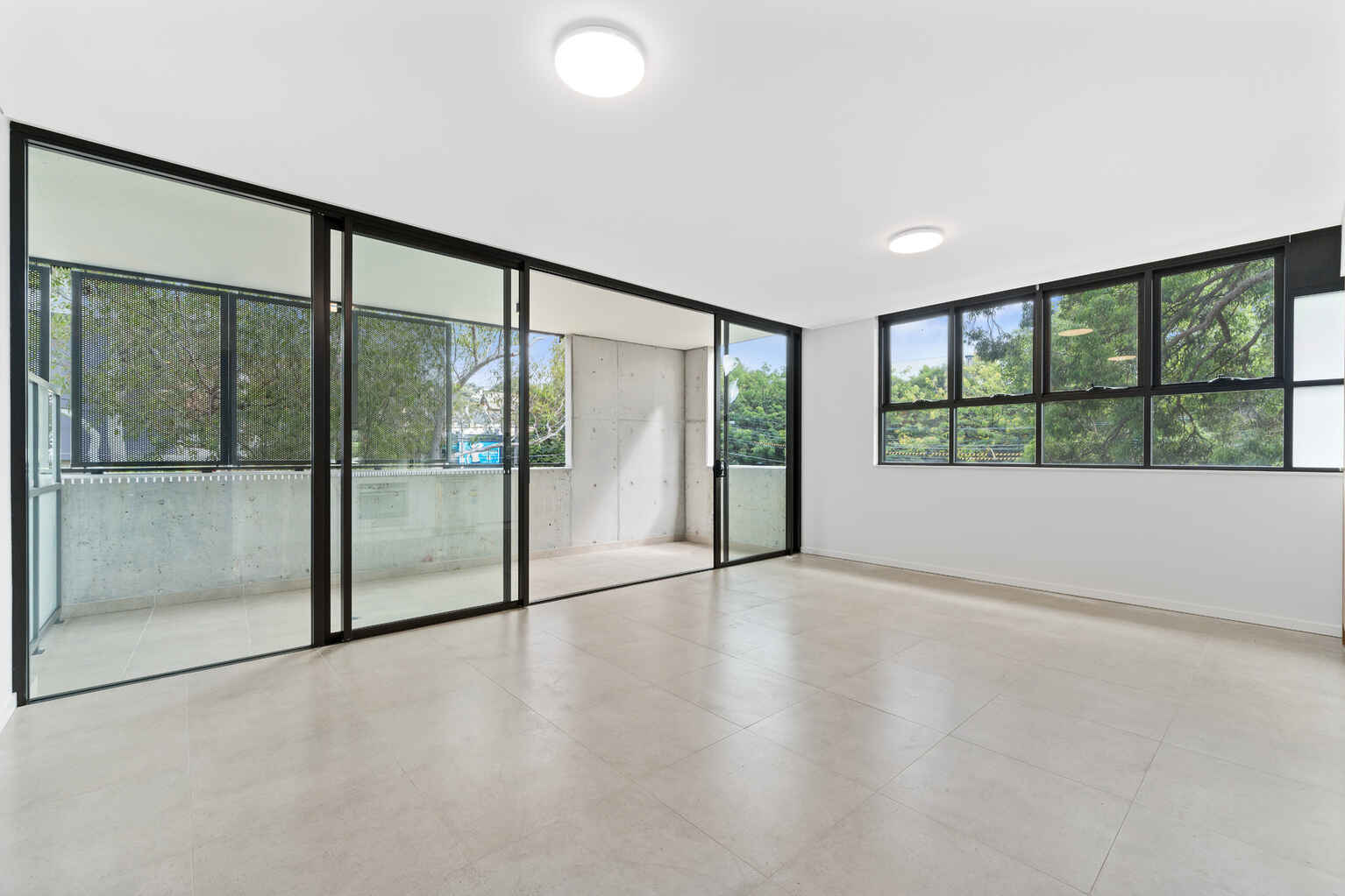 210/10-20 McEvoy Street Waterloo